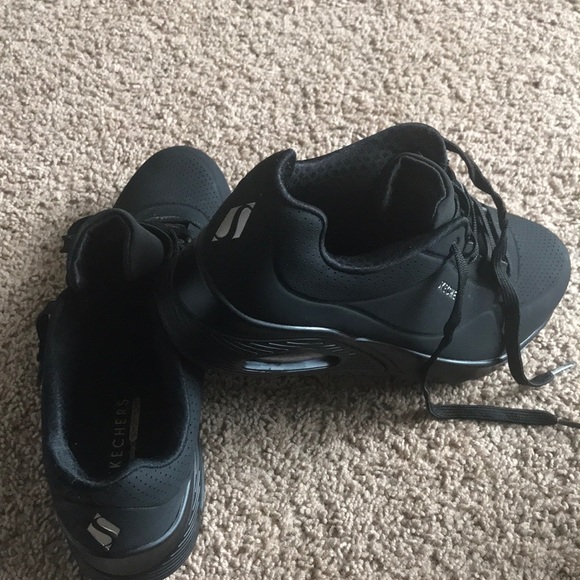 sketcher gym shoe - Picture 4 of 4